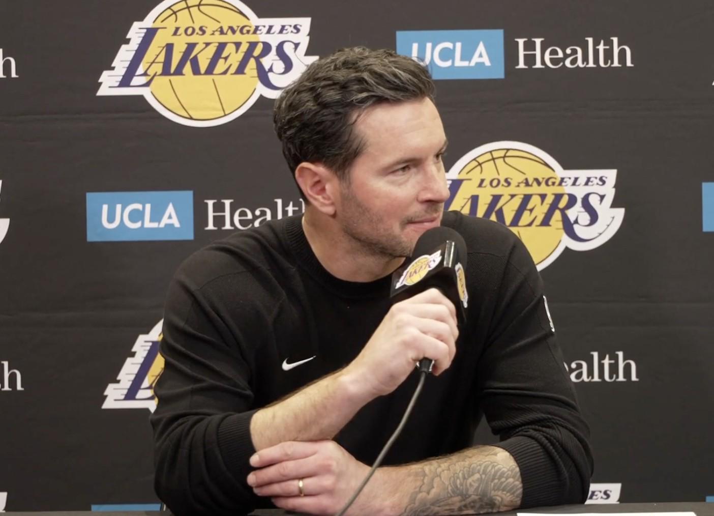 开云APP下载-雷迪克：东契奇绝杀是个伟大的时刻；从没见过詹姆斯如此飞身救球